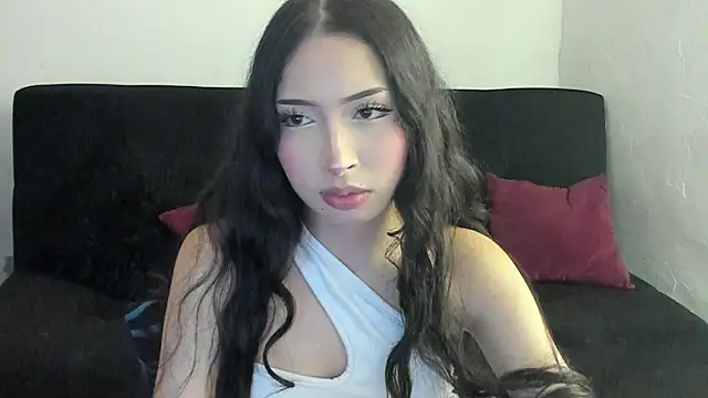 Snapshot of Britney_Rose chatting on 07/16/26, 04:31 Britney Rose online show from 07/16/26, 04:31