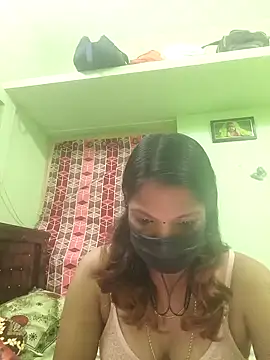 Tamil Ishu online show from 10/20/25, 10:38