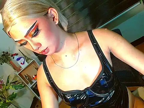 Queen yasii 88 online show from 04/08/26, 03:02