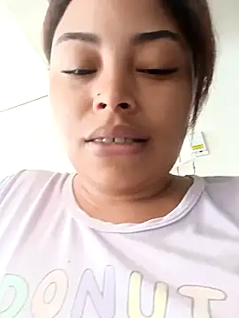 Naomi-Summer online show from 11/12/25, 04:22