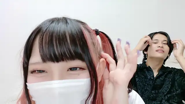 Snapshot of Hina-qp chatting on 10/01/25, 10:52 Hina-qp online show from 10/01/25, 10:52