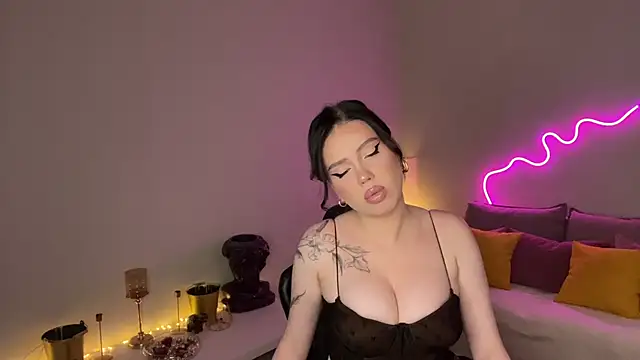mistress of hearts online show from 05/25/26, 07:12