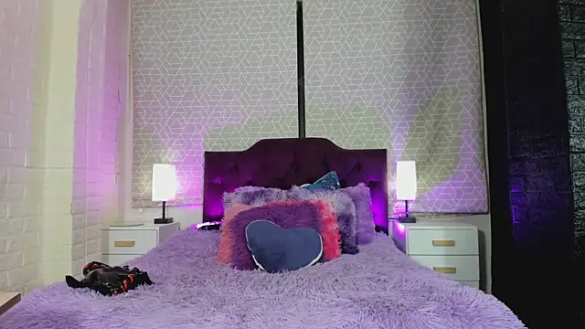 Zamara Kleii online show from 11/15/25, 05:22