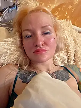 KateMonroe online show from 04/18/26, 08:42