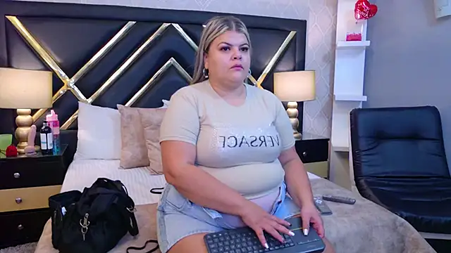 KiimBrooks online show from 10/26/25, 11:10