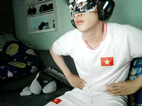 boyhigh1997 online show from 02/16/26, 03:10