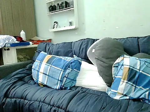 Snapshot of boyhigh1997 chatting on 03/03/26, 02:57 boyhigh1997 online show from 03/03/26, 02:57