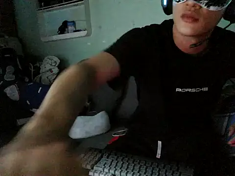 boyhigh1997 online show from 02/14/26, 04:18