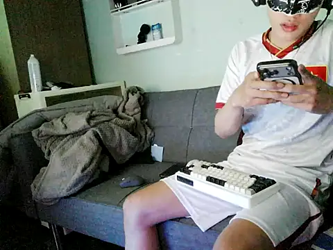 boyhigh1997 online show from 02/09/26, 07:06