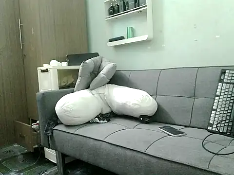 boyhigh1997 online show from 05/15/26, 02:26