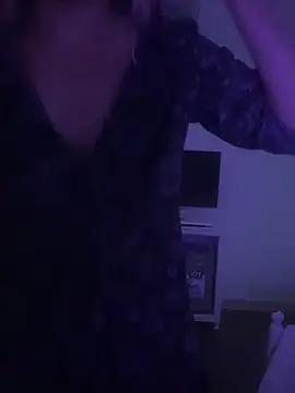 boyhigh1997 online show from 10/25/25, 08:46