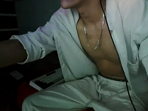 boyhigh1997 online show from 09/20/25, 08:08