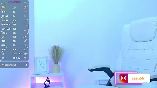 Snapshot of Liah__19 chatting on 03/07/26, 12:17 Liah 19 online show from 03/07/26, 12:17