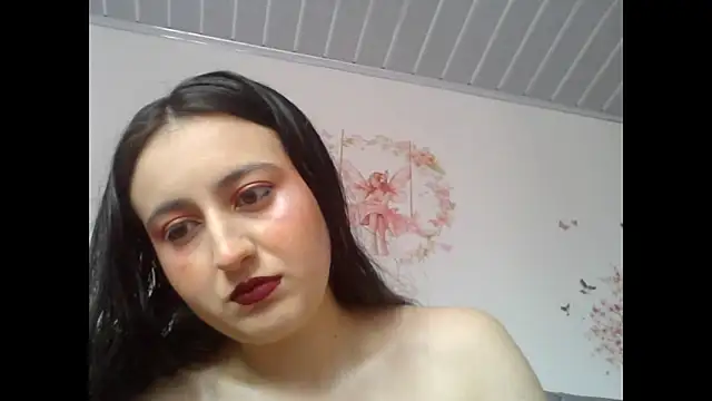 Snapshot of MillyDulce_ chatting on 10/20/25, 07:25 MillyDulce  online show from 10/20/25, 07:25