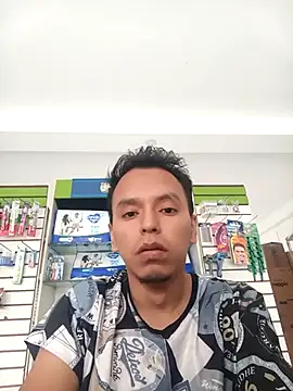 Snapshot of JohelJo chatting on 10/19/25, 06:10 JohelJo online show from 10/19/25, 06:10