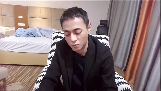 Tsia-Die online show from 11/12/25, 07:29