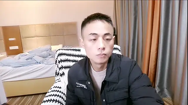 Tsia-Die online show from 11/18/25, 01:43