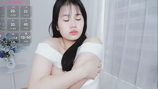 -Rose-Lucky- online show from 10/27/25, 01:17