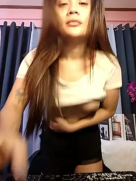 Snapshot of Coka_bella chatting on 01/11/26, 06:59 Coka bella online show from 01/11/26, 06:59