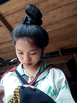 Thy00   online show from 11/30/25, 02:45