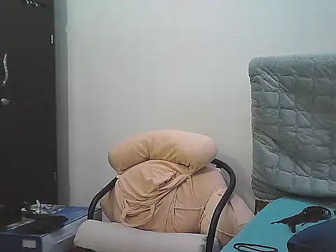 morenocabro10 online show from 11/09/25, 07:07