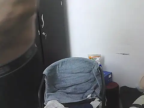 morenocabro10 online show from 02/01/26, 08:23