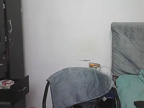 morenocabro10 online show from 03/01/26, 07:14