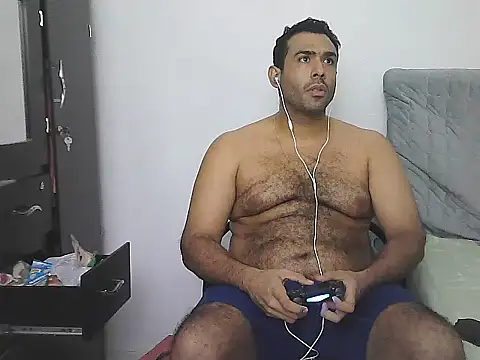 morenocabro10 online show from 03/05/26, 03:47