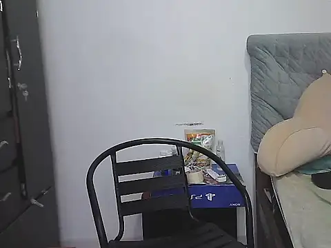 morenocabro10 online show from 02/14/26, 12:33