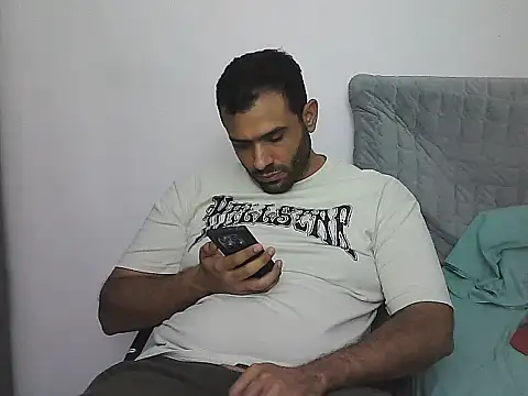 morenocabro10 online show from 02/24/26, 03:29