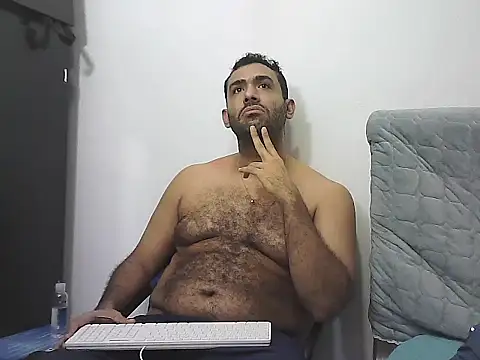 morenocabro10 online show from 11/15/25, 12:14