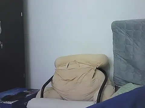 morenocabro10 online show from 11/30/25, 02:23