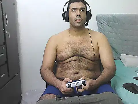 morenocabro10 online show from 04/08/26, 01:40