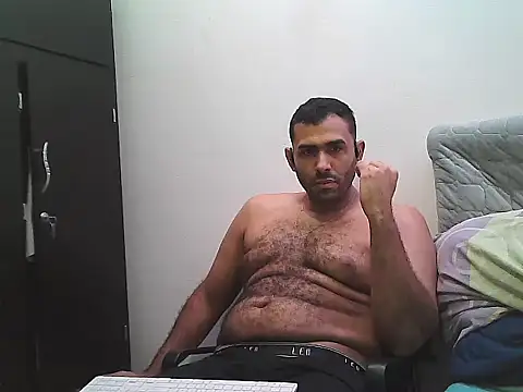 morenocabro10 online show from 10/20/25, 07:47