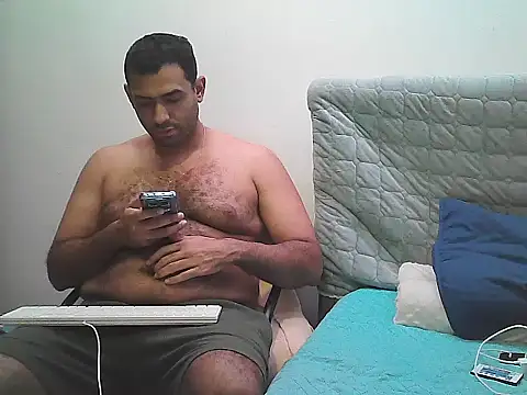 morenocabro10 online show from 11/08/25, 06:55