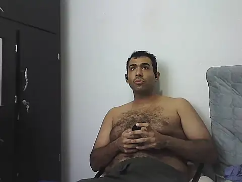 morenocabro10 online show from 12/03/25, 08:52