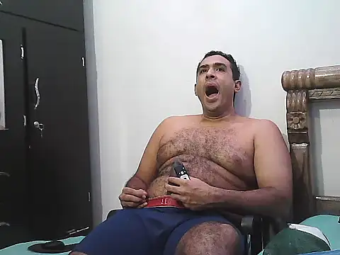 morenocabro10 online show from 09/30/25, 03:34
