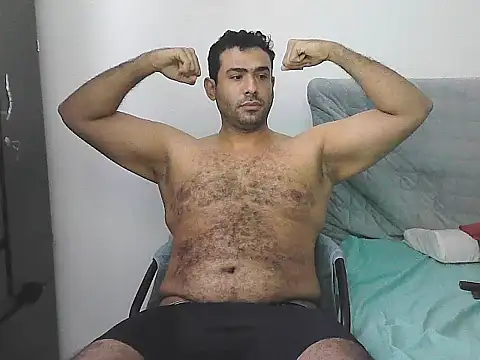 Snapshot of morenocabro10 chatting on 04/26/26, 05:32 morenocabro10 online show from 04/26/26, 05:32