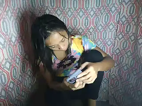 Virgen christine01 online show from 01/17/26, 07:45