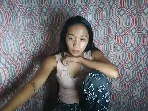 Virgen christine01 online show from 01/10/26, 03:51