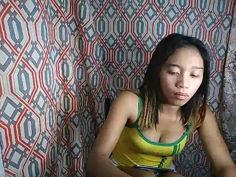 Virgen christine01 online show from 10/13/25, 02:57