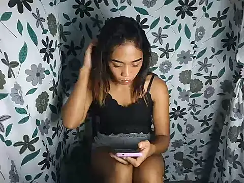 Virgen christine01 online show from 02/11/26, 06:30