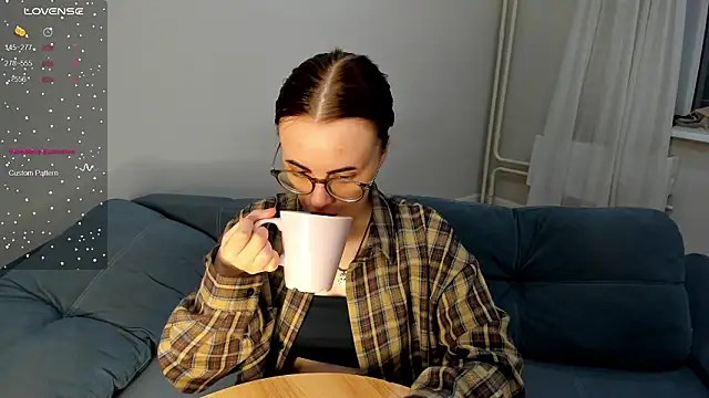 Snapshot of MewStella chatting on 03/21/26, 05:50 MewStella online show from 03/21/26, 05:50