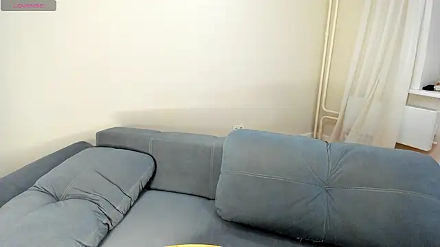 Snapshot of MewStella chatting on 04/08/26, 10:33 MewStella online show from 04/08/26, 10:33