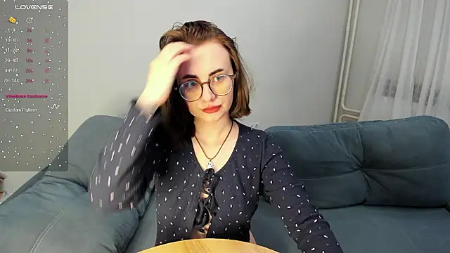 Snapshot of MewStella chatting on 03/05/26, 01:30 MewStella online show from 03/05/26, 01:30