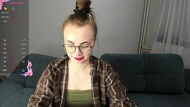 MewStella online show from 01/05/26, 05:27