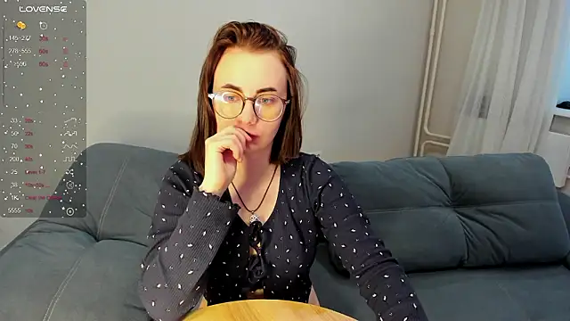 Snapshot of MewStella chatting on 03/06/26, 01:55 MewStella online show from 03/06/26, 01:55