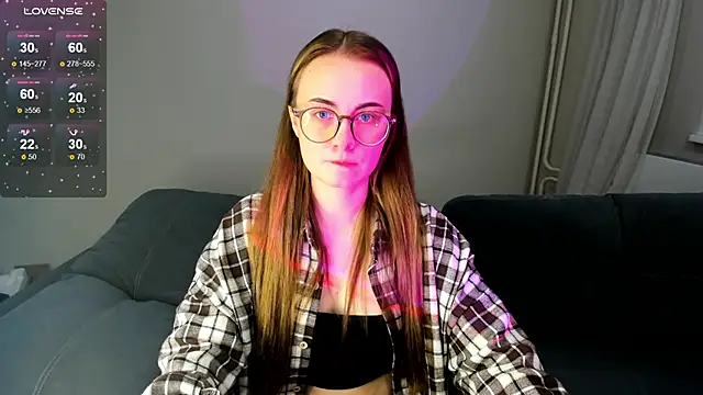 Snapshot of MewStella chatting on 11/23/25, 07:02 MewStella online show from 11/23/25, 07:02