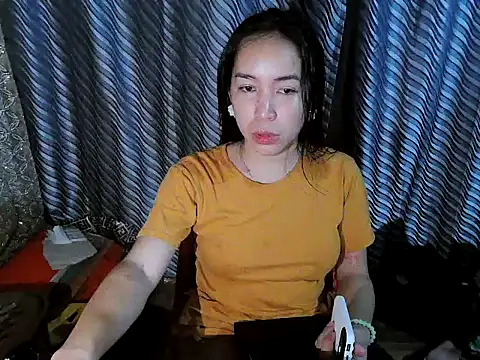 Snapshot of NicoleRoseTS chatting on 07/06/26, 03:58 NicoleRoseTS online show from 07/06/26, 03:58
