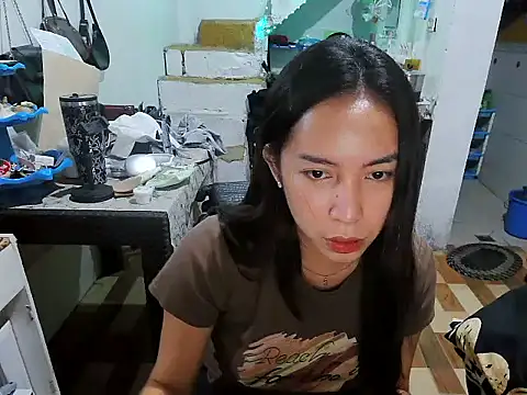 Snapshot of NicoleRoseTS chatting on 06/21/26, 01:17 NicoleRoseTS online show from 06/21/26, 01:17